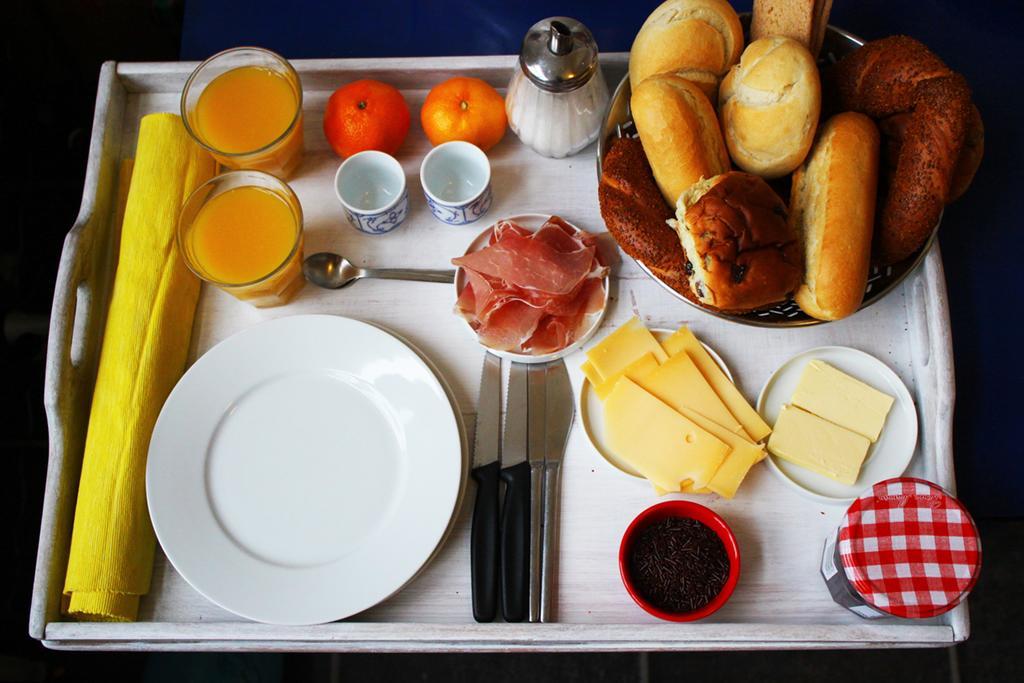 Bed & Breakfast Walenburg Роттердам Экстерьер фото